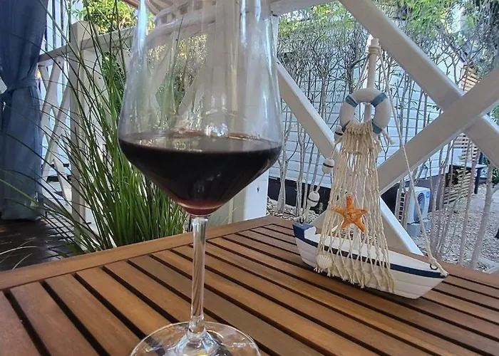 #437 Status Relax Like A Boss *